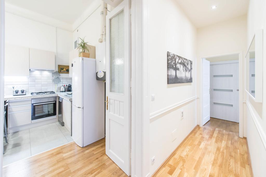 API Flat Apartment Budapesta Exterior foto