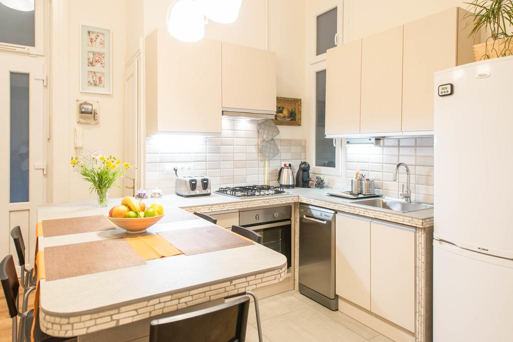 API Flat Apartment Budapesta Exterior foto